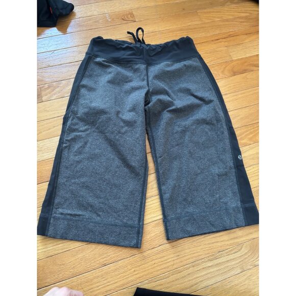 Lululemon Athletica sz 4 Womens Gray & Black Crop Pants With Drawstring Waist - Picture 10 of 10